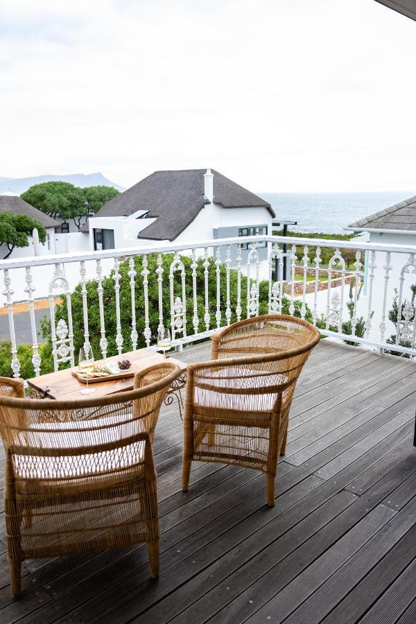 Villa Le Roc Kleinmond Accommodation Экстерьер фото